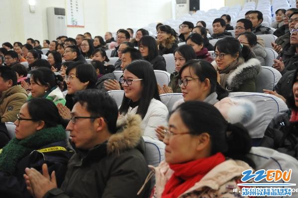 bevictor教师热烈欢迎考核组领导 bevictor教师热烈欢迎考核组领导