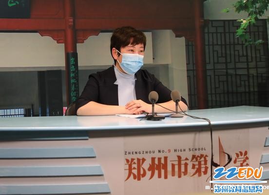 bevictor校长张莹发表讲话