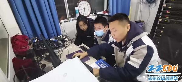 http://img.zzedu.net.cn/upload/resources/collect/image/2024/01/27/3896826_600x400.jpg